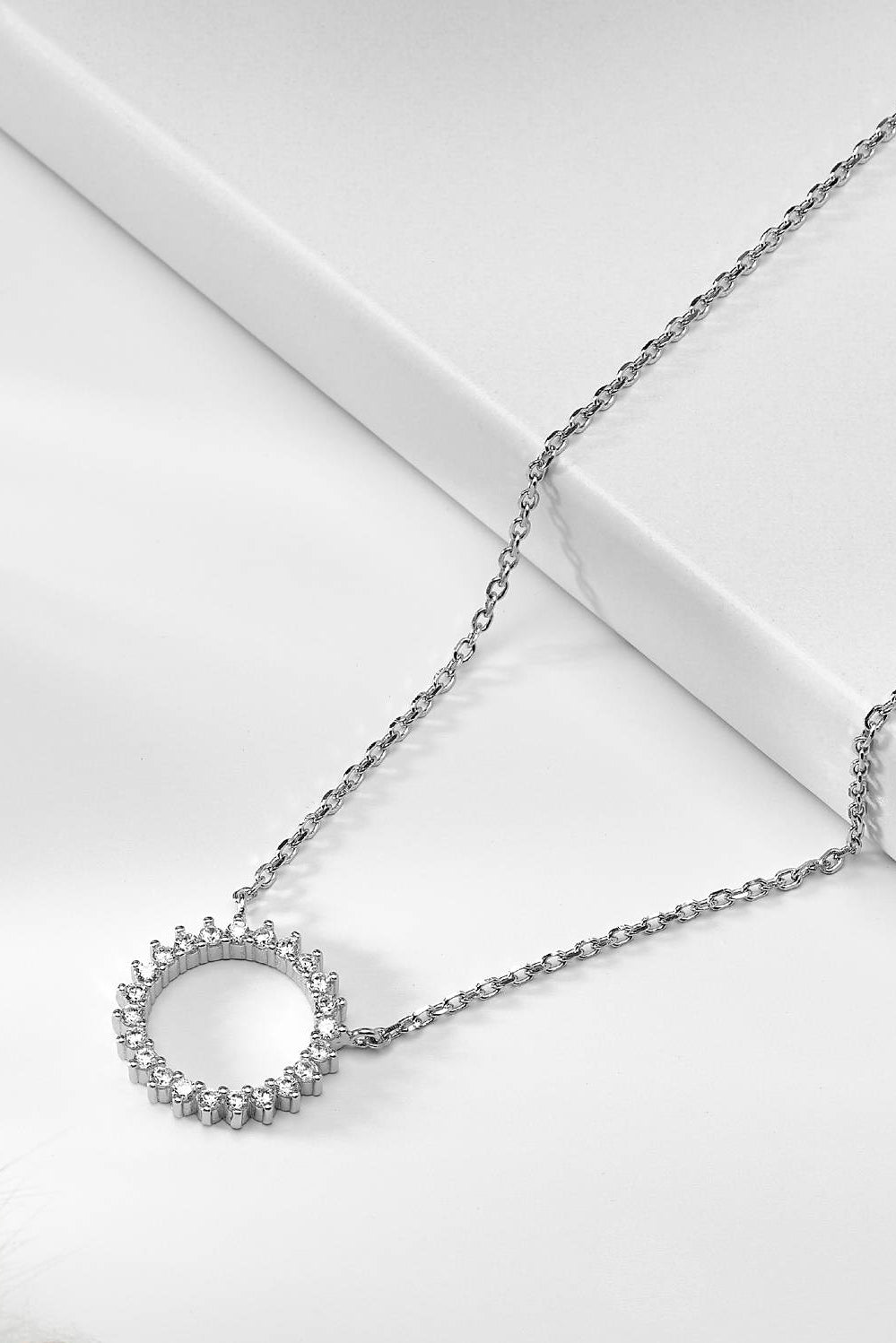 Aveline Halo Necklace